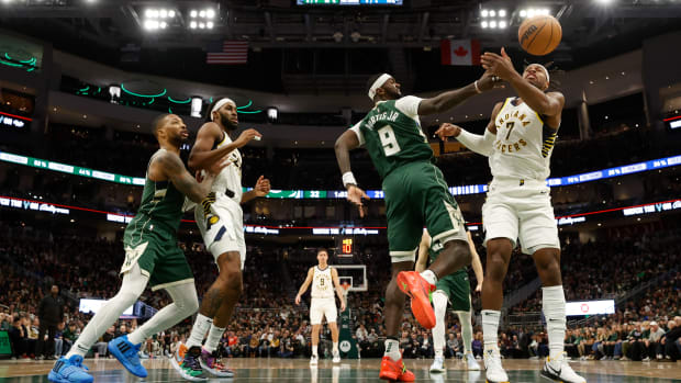 Indiana Pacers vs Milwaukee Bucks